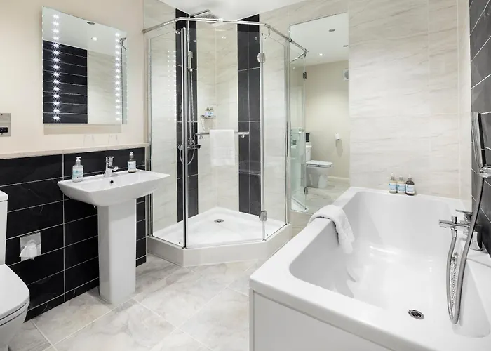 Hawksmoor Guest house 5*